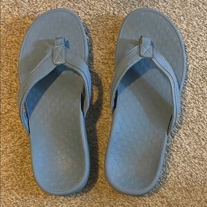 Vionic Tide II Orthoheel Sandals size 9